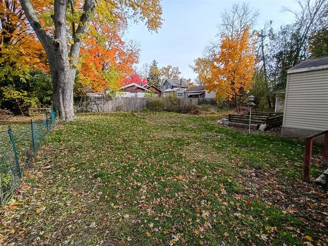 1250 Mayfield Avenue, Grand Rapids, MI 49525