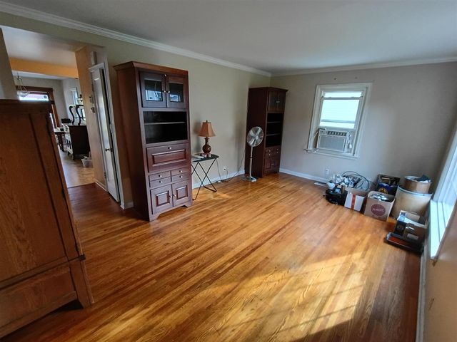 1250 Mayfield Avenue, Grand Rapids, MI 49525