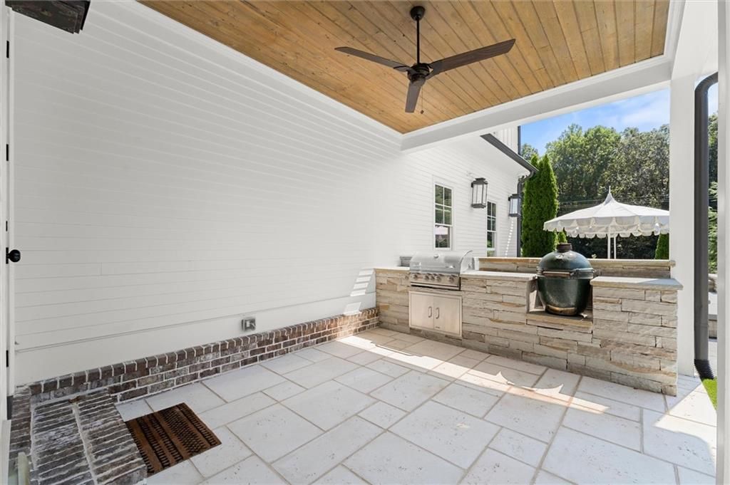 Image 132 of property listing at 15995 Freemanville Road, Milton, GA 30004