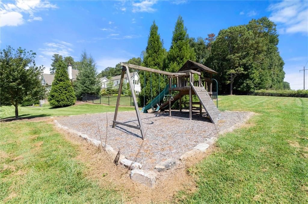 Image 144 of property listing at 15995 Freemanville Road, Milton, GA 30004