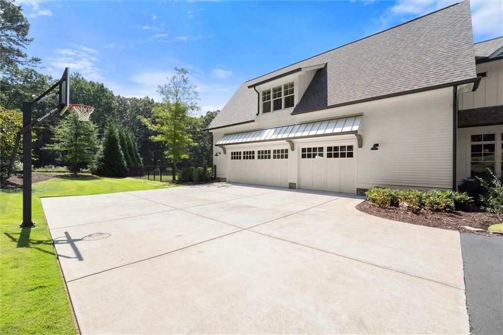 Image 145 of property listing at 15995 Freemanville Road, Milton, GA 30004