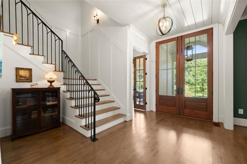 Image 29 of property listing at 15995 Freemanville Road, Milton, GA 30004