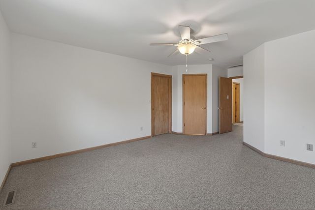 401 Dogwood Court, Hebron, IN 46341