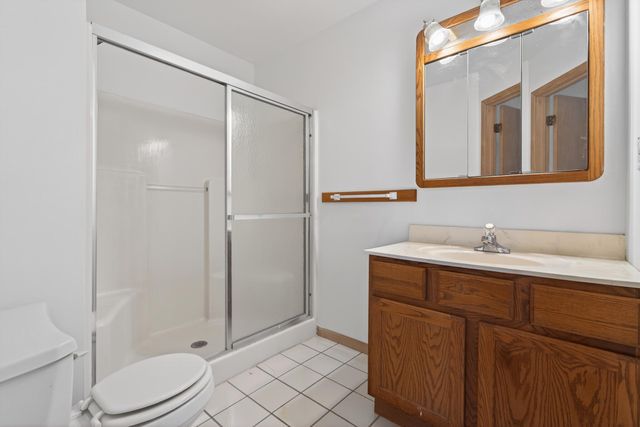 401 Dogwood Court, Hebron, IN 46341