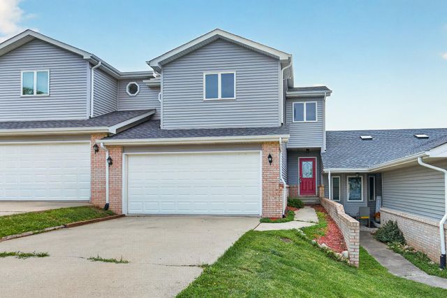 401 Dogwood Court, Hebron, IN 46341