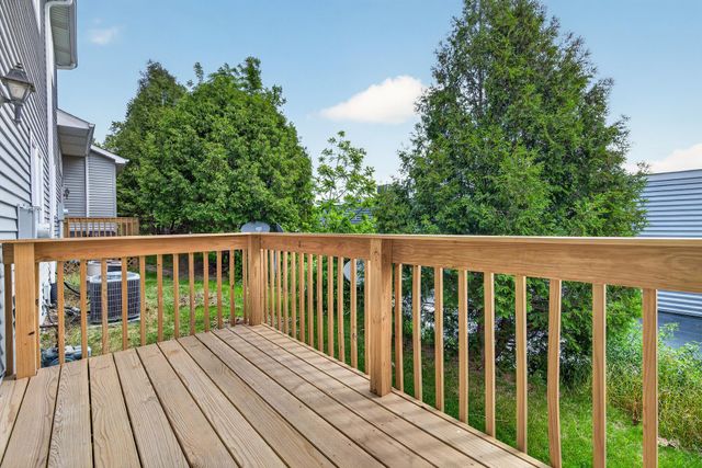 401 Dogwood Court, Hebron, IN 46341