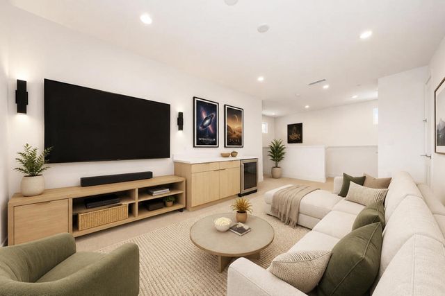 2661 Lavender Lane, Palm Springs, CA 92264