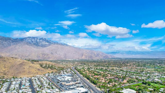 2661 Lavender Lane, Palm Springs, CA 92264