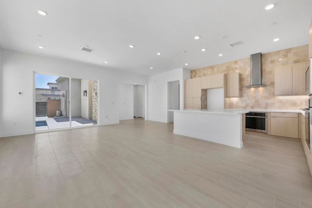 2661 Lavender Lane, Palm Springs, CA 92264