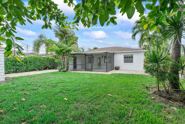5015 S Olive Avenue, West Palm Beach, FL 33405