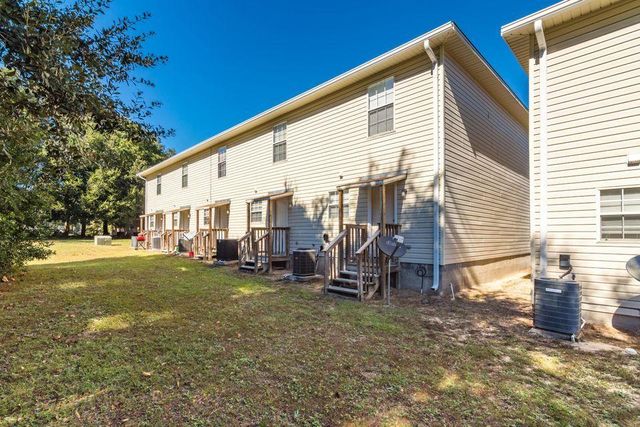 232 Runnymeade Drive, Crestview, FL 32539
