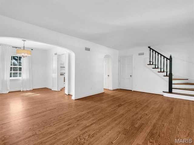519 N Bemiston Avenue, University City, MO 63130