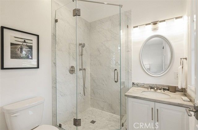 21 Lochmoor, Newport Beach, CA 92660