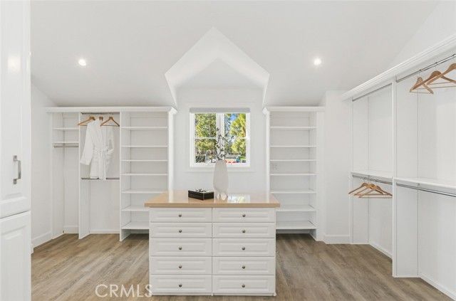 21 Lochmoor, Newport Beach, CA 92660