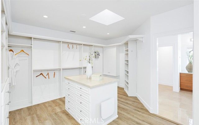 21 Lochmoor, Newport Beach, CA 92660