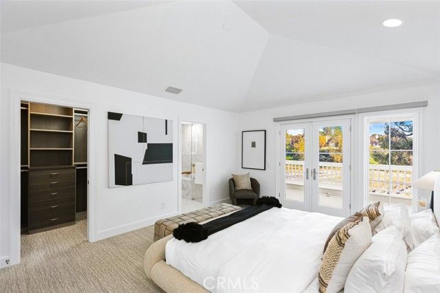 21 Lochmoor, Newport Beach, CA 92660