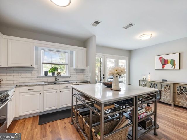 81 Mount Vernon Circle, Sandy Springs, GA 30338