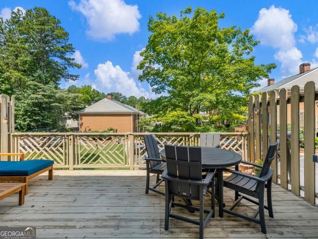 81 Mount Vernon Circle, Sandy Springs, GA 30338
