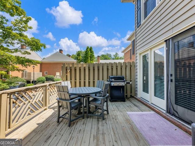 81 Mount Vernon Circle, Sandy Springs, GA 30338