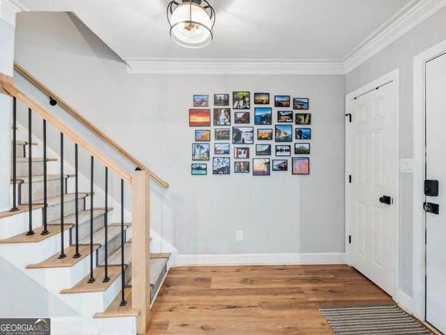 81 Mount Vernon Circle, Sandy Springs, GA 30338