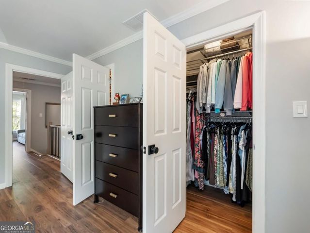 81 Mount Vernon Circle, Sandy Springs, GA 30338