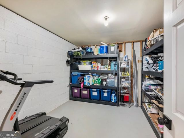 81 Mount Vernon Circle, Sandy Springs, GA 30338