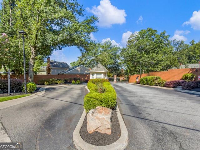 81 Mount Vernon Circle, Sandy Springs, GA 30338