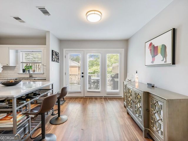81 Mount Vernon Circle, Sandy Springs, GA 30338
