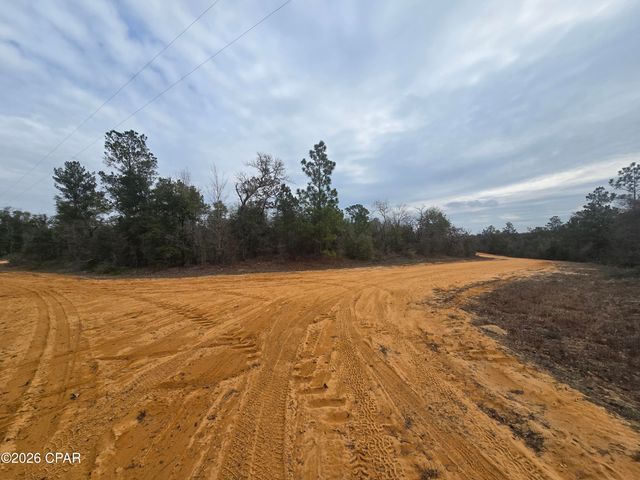 000 Pembroke, Alford, FL 32420