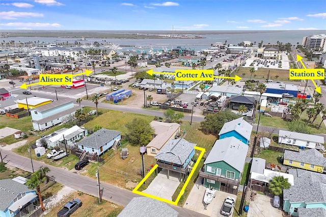 227 Brown St, Port Aransas, TX 78373