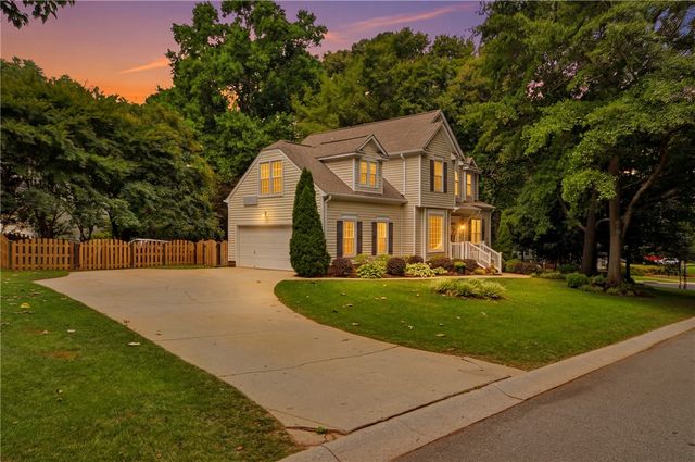 5 Wild Horse Creek Drive, Simpsonville, SC 29680