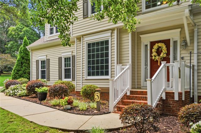 5 Wild Horse Creek Drive, Simpsonville, SC 29680