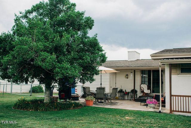 213 Cherry Lane, Bluff City, TN 37618