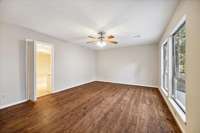 4 Falling Star Road, The Woodlands, TX 77381