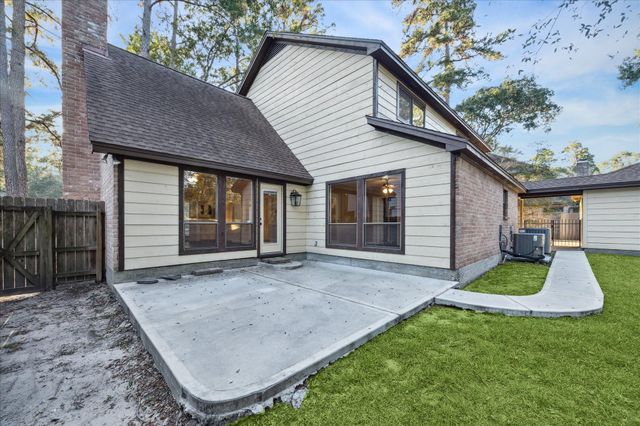 4 Falling Star Road, The Woodlands, TX 77381