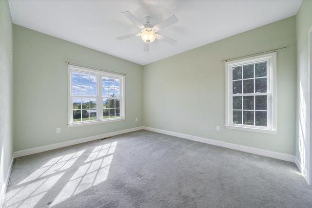 1989 Mountain View RD, Vinton, VA 24179