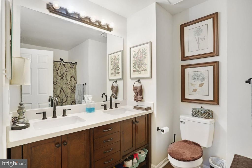 Image 11 of property listing at 139 KYLIE PL #3, Upper Marlboro, MD 20774