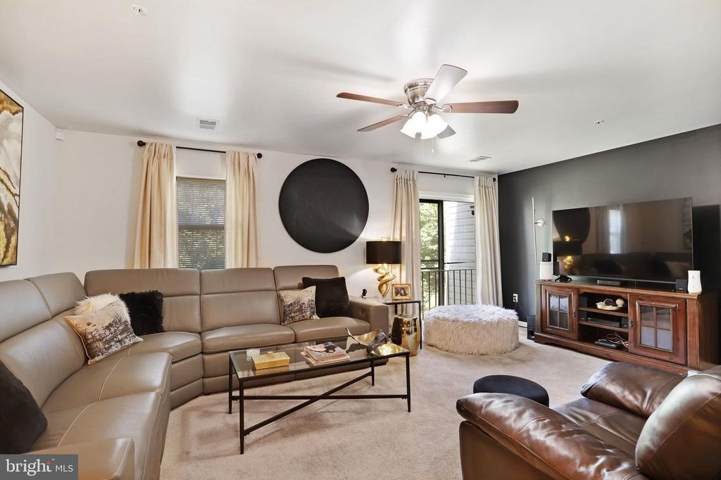 Image 2 of property listing at 139 KYLIE PL #3, Upper Marlboro, MD 20774