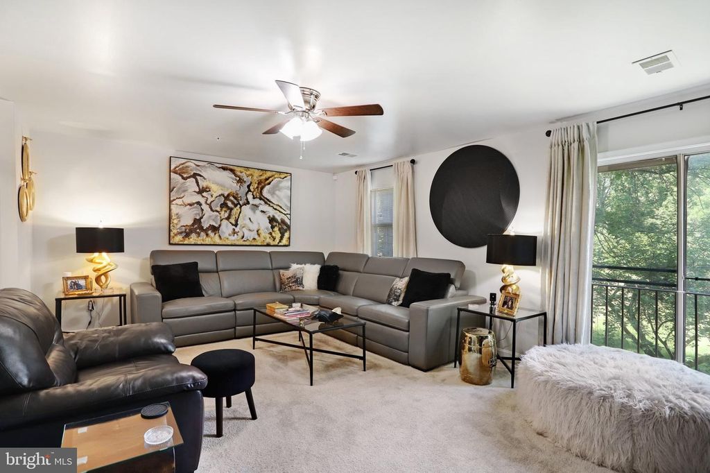 Image 6 of property listing at 139 KYLIE PL #3, Upper Marlboro, MD 20774