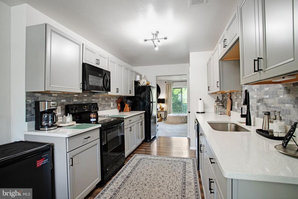 Image 7 of property listing at 139 KYLIE PL #3, Upper Marlboro, MD 20774