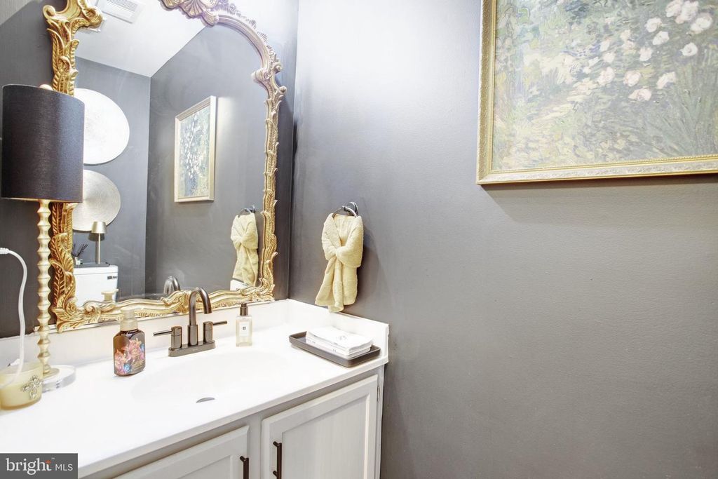 Image 9 of property listing at 139 KYLIE PL #3, Upper Marlboro, MD 20774
