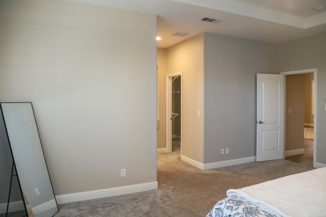 1813 N Ryan Avenue, Clovis, CA 93619