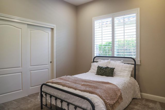1813 N Ryan Avenue, Clovis, CA 93619