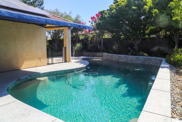 1813 N Ryan Avenue, Clovis, CA 93619