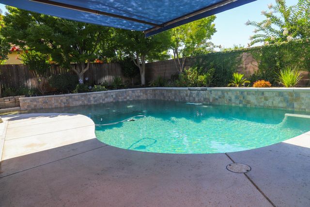 1813 N Ryan Avenue, Clovis, CA 93619