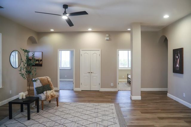 1813 N Ryan Avenue, Clovis, CA 93619