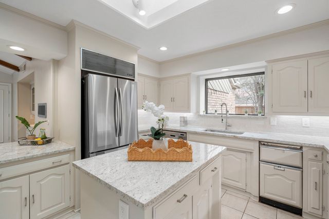 12616 Sunlight Drive, Dallas, TX 75230