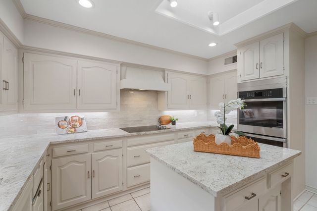 12616 Sunlight Drive, Dallas, TX 75230