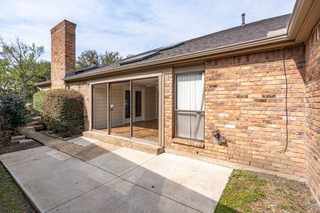 12616 Sunlight Drive, Dallas, TX 75230