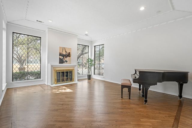 12616 Sunlight Drive, Dallas, TX 75230